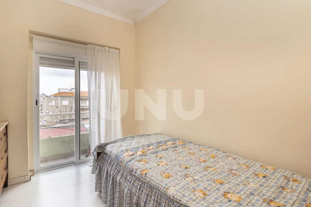 Apartamento T3 para Venda em Seixal, Arrentela e Aldeia de Paio Pires Foto 18