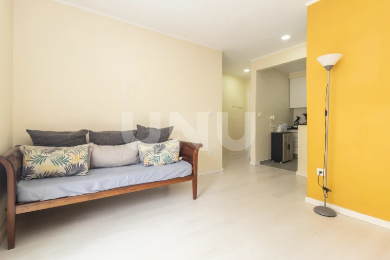 Apartamento T3 para Venda em Seixal, Arrentela e Aldeia de Paio Pires Foto 8