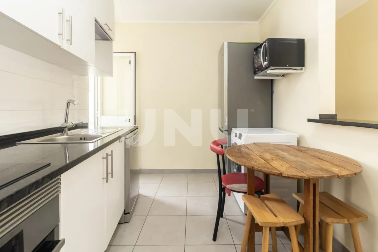 Apartamento T3 para Venda em Seixal, Arrentela e Aldeia de Paio Pires Foto 10