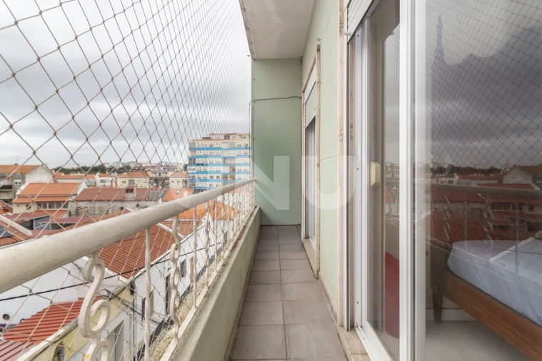 Apartamento T3 para Venda em Seixal, Arrentela e Aldeia de Paio Pires Foto 30