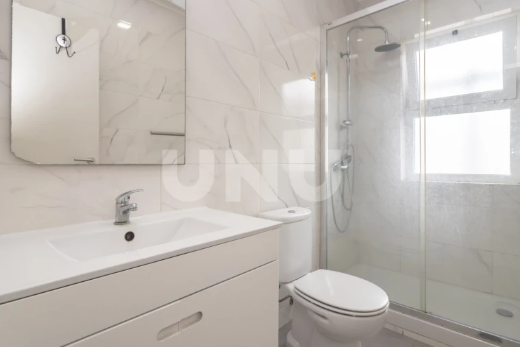 Apartamento T3 para Venda em Seixal, Arrentela e Aldeia de Paio Pires Foto 23