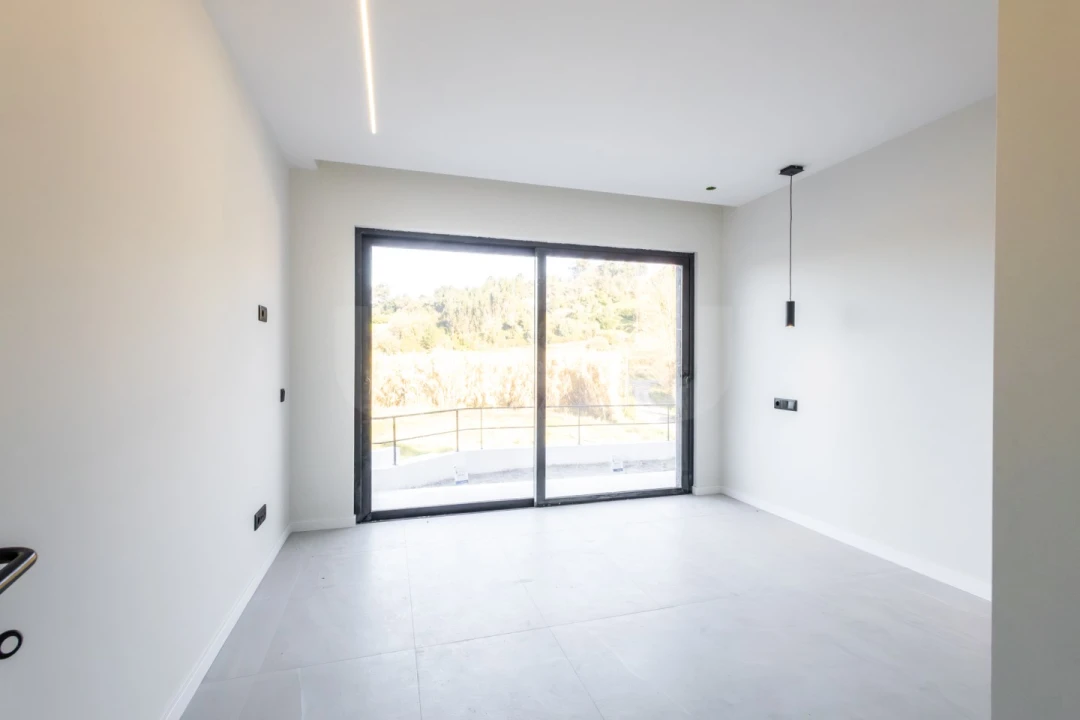 Moradia T3 para Venda em Alvorninha Foto 17