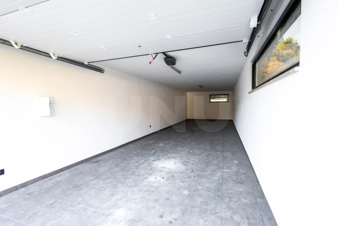 Moradia T3 para Venda em Alvorninha Foto 32