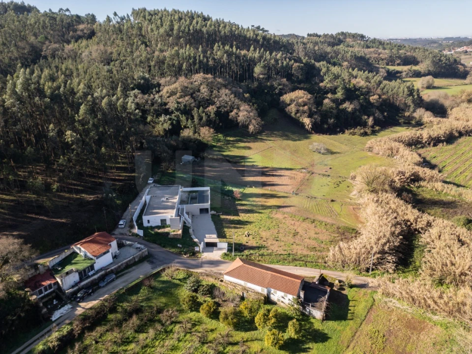 Moradia T3 para Venda em Alvorninha Foto 39