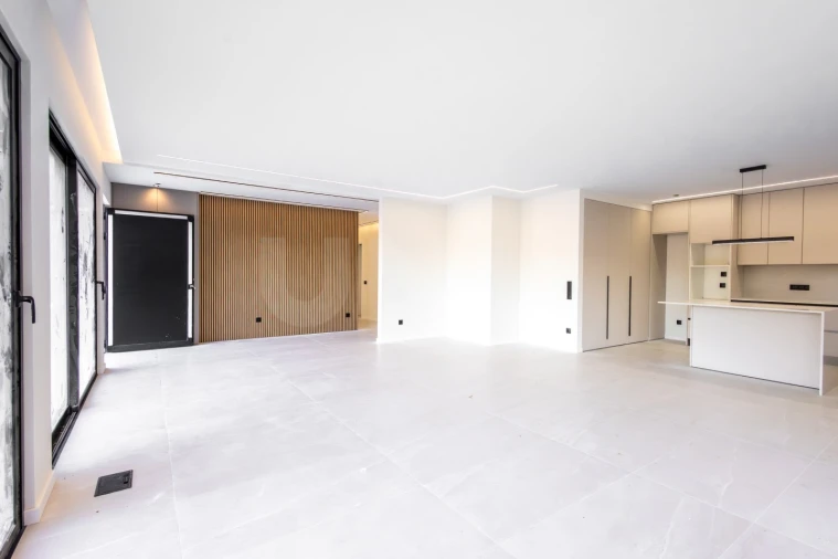 Moradia T3 para Venda em Alvorninha Foto 4