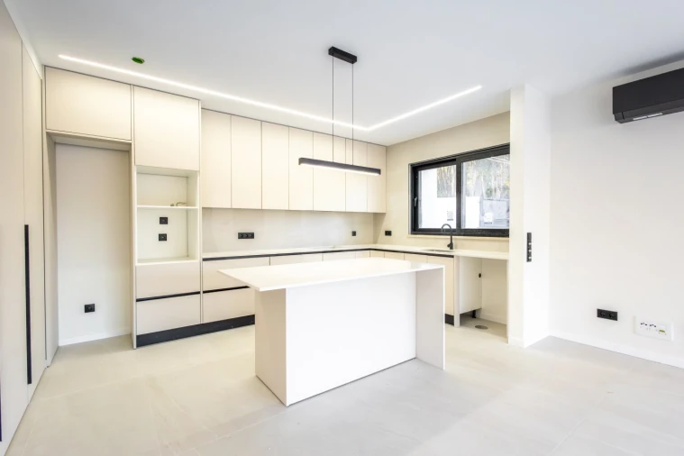 Moradia T3 para Venda em Alvorninha Foto 8