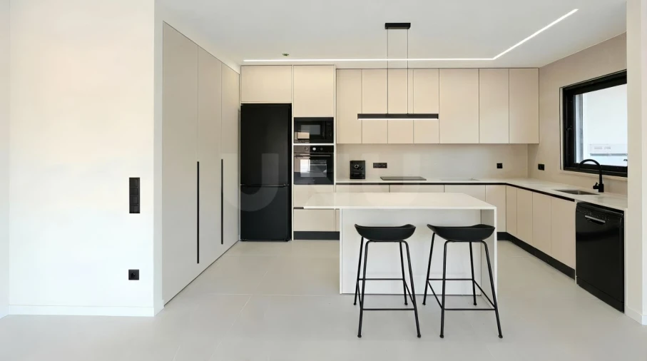 Moradia T3 para Venda em Alvorninha Foto 10