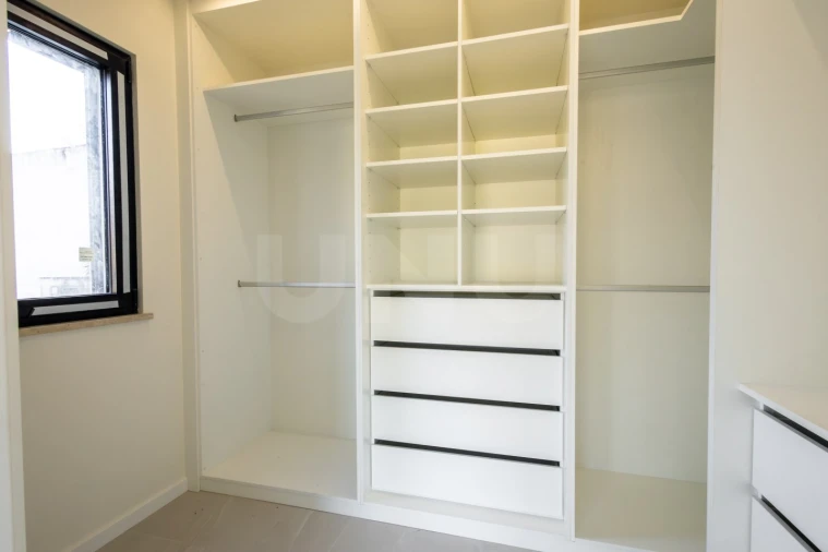 Moradia T3 para Venda em Alvorninha Foto 29