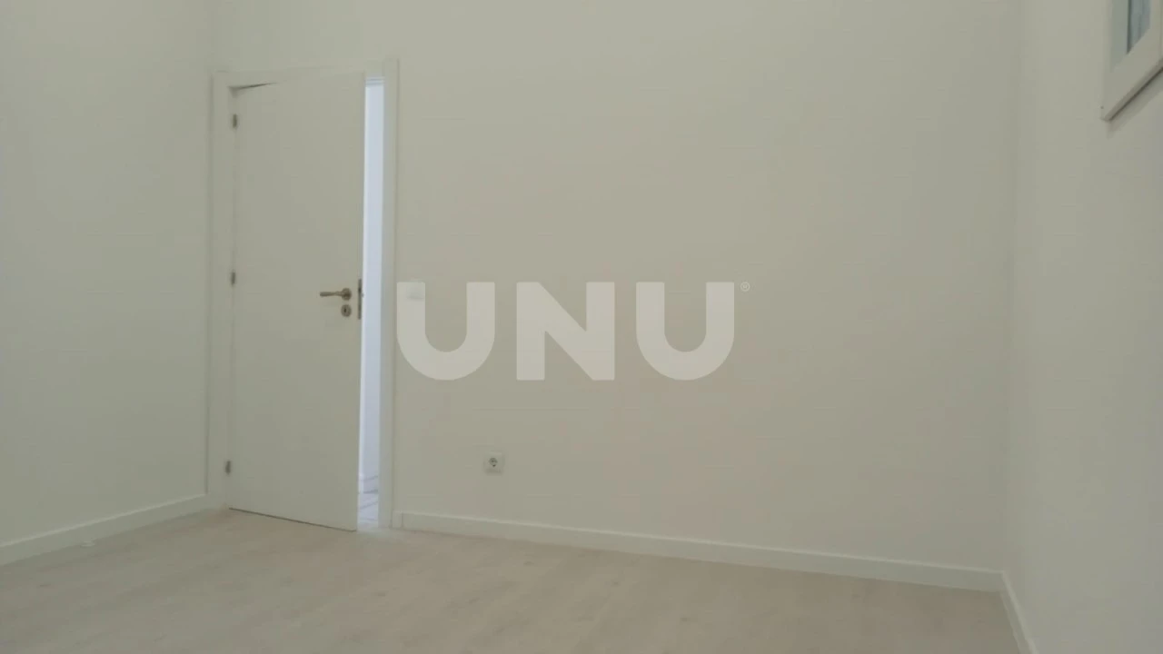 Loja para Venda em Alto do Seixalinho, Santo André e Verderena Foto 3