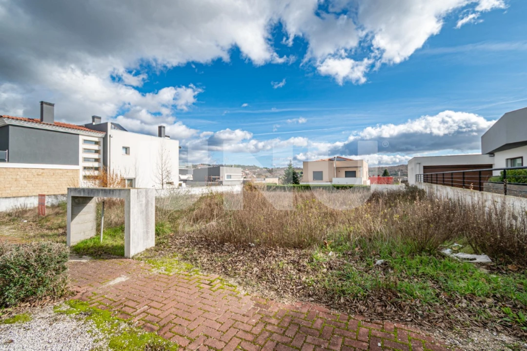 Terreno para Venda em Covilhã e Canhoso Foto 5