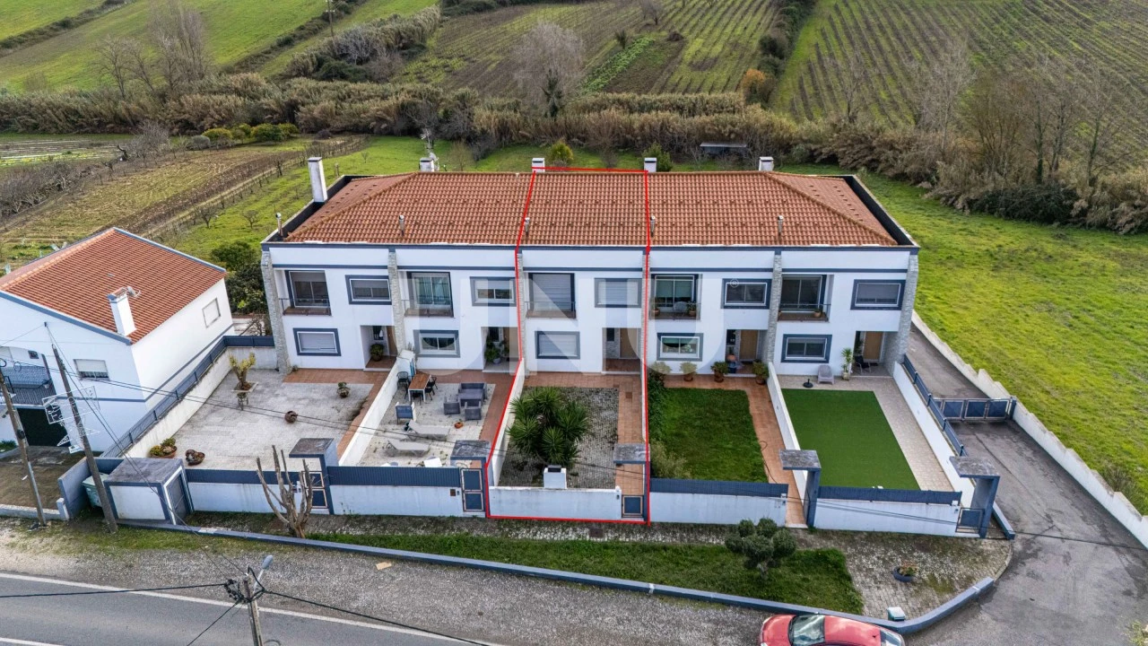 Moradia T3 para Venda em Carnota Foto 38