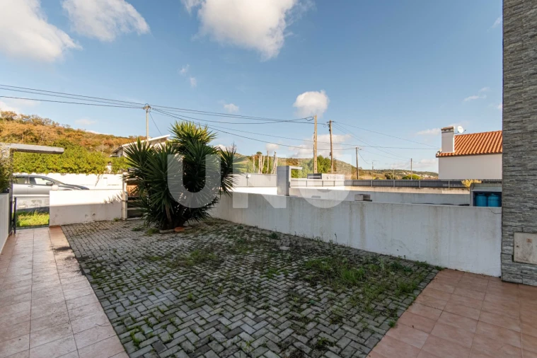 Moradia T3 para Venda em Carnota Foto 3