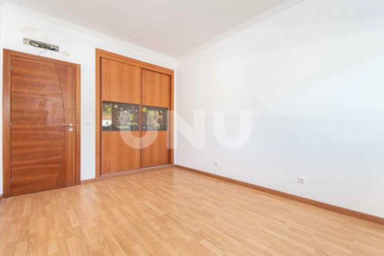 Moradia T3 para Venda em Carnota Foto 23