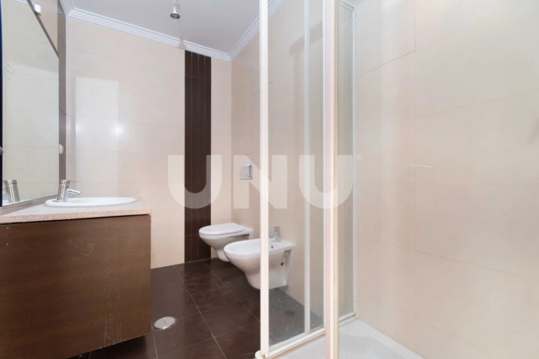 Moradia T3 para Venda em Carnota Foto 24