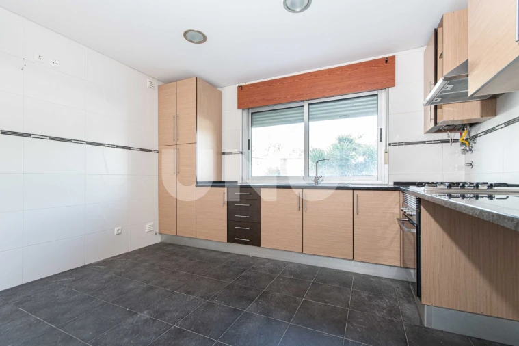 Moradia T3 para Venda em Carnota Foto 10