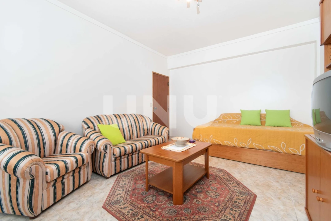 Apartamento T2 para Venda em Vila Franca de Xira Foto 12