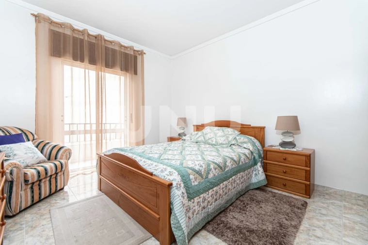 Apartamento T2 para Venda em Vila Franca de Xira Foto 13
