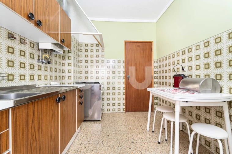 Apartamento T2 para Venda em Vila Franca de Xira Foto 7