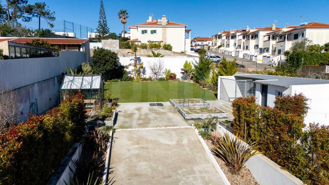 Moradia T4 para Venda em Ericeira Foto 37