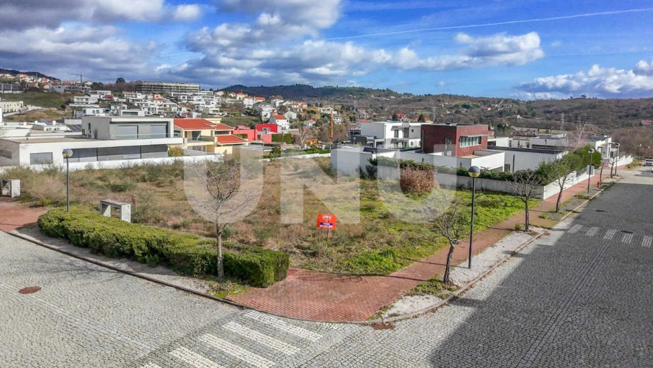Terreno para Venda em Covilhã e Canhoso Foto 1
