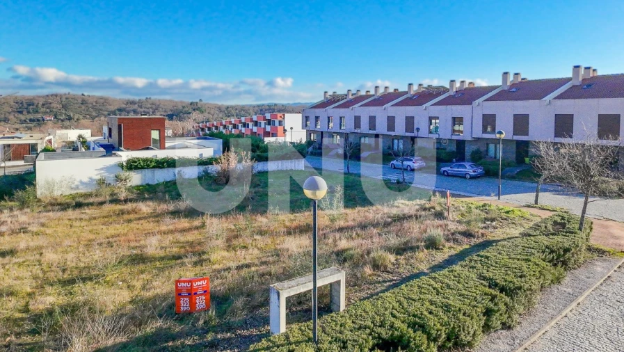 Terreno para Venda em Covilhã e Canhoso Foto 2