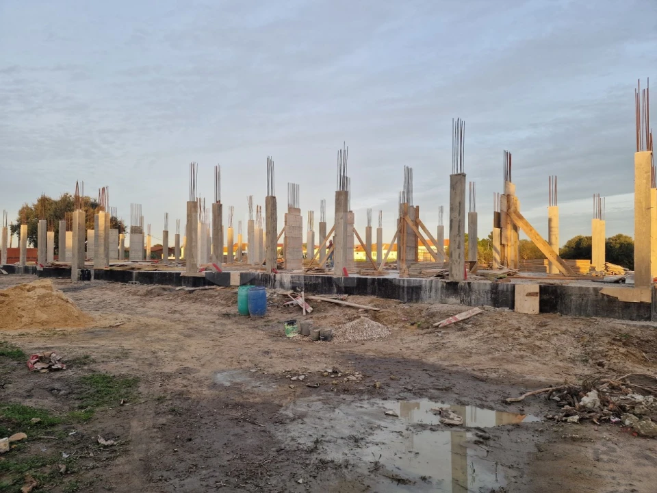 Moradia T4 para Venda em Sarilhos Grandes Foto 20