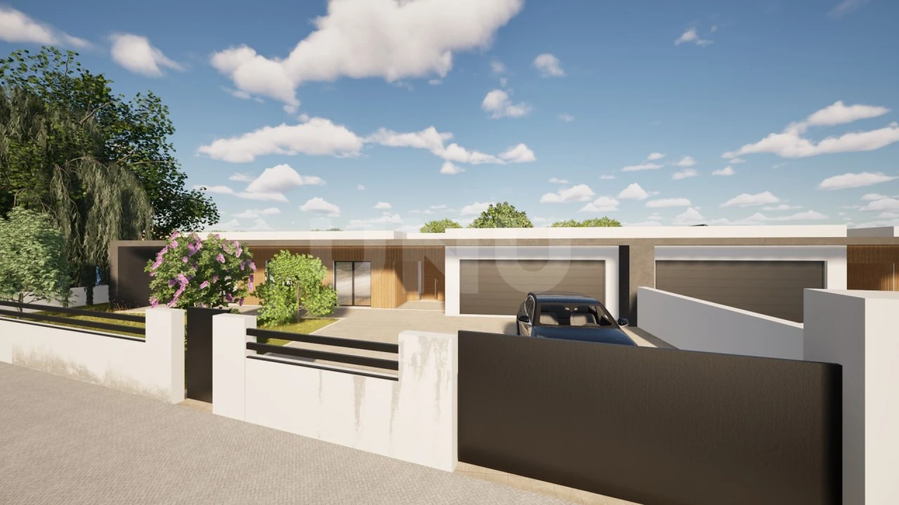 Moradia T4 para Venda em Sarilhos Grandes Foto 1