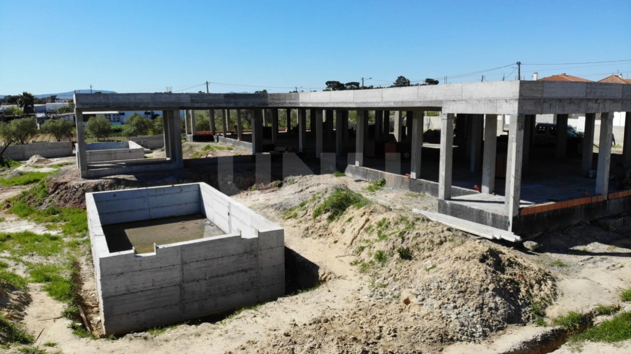 Quinta T4 para Venda em Sarilhos Grandes Foto 29