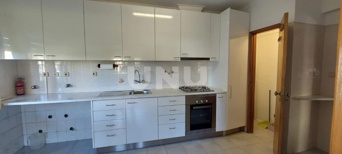 Apartamento T2 para Venda em Seixal, Arrentela e Aldeia de Paio Pires Foto 23