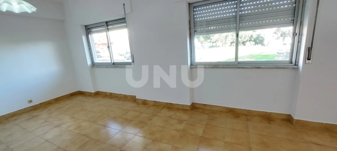 Apartamento T2 para Venda em Seixal, Arrentela e Aldeia de Paio Pires Foto 26