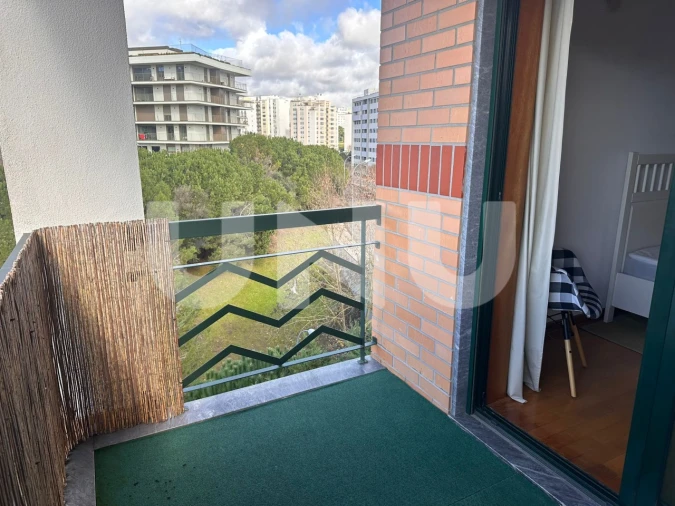 Apartamento T2 para Arrendamento em Algés, Linda-A-Velha e Cruz Quebrada-Dafundo Foto 16