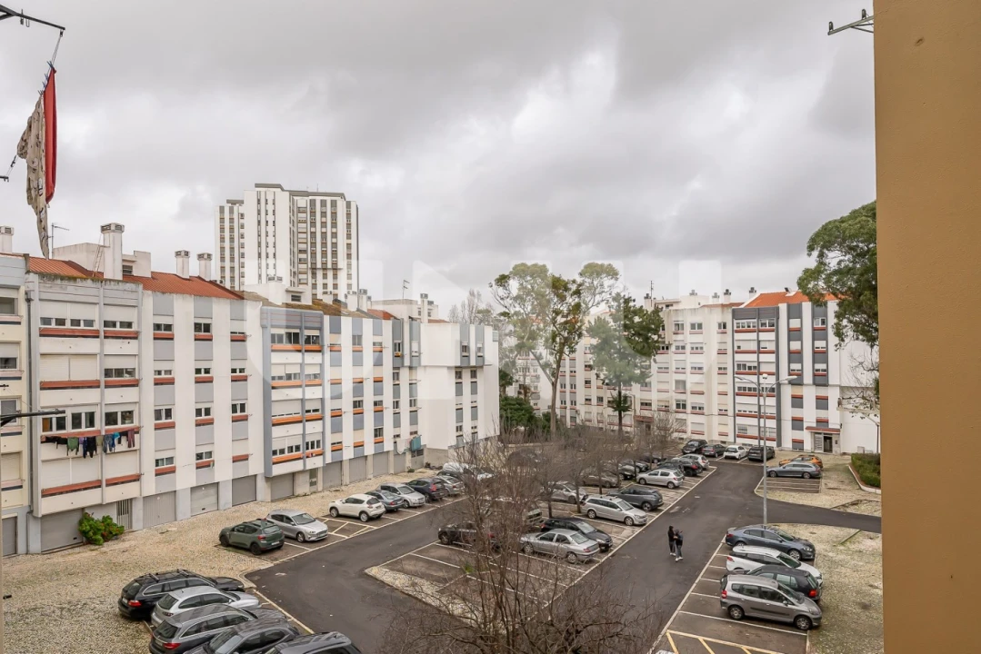 Apartamento T2 para Venda em Algés, Linda-A-Velha e Cruz Quebrada-Dafundo Foto 9