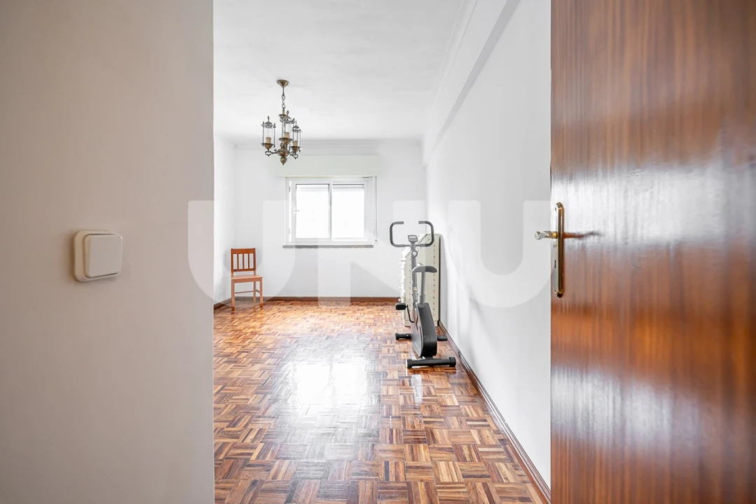 Apartamento T2 para Venda em Algés, Linda-A-Velha e Cruz Quebrada-Dafundo Foto 13