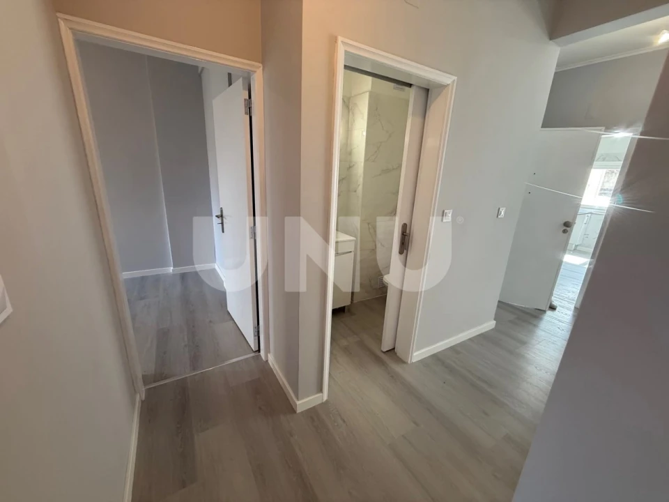 Apartamento T3 para Venda em Laranjeiro e Feijó Foto 5