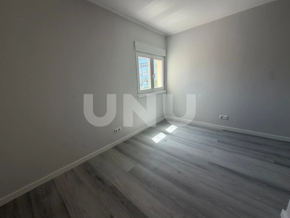 Apartamento T3 para Venda em Laranjeiro e Feijó Foto 10