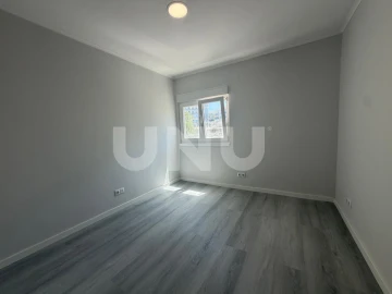 Apartamento T3 para Venda em Laranjeiro e Feijó