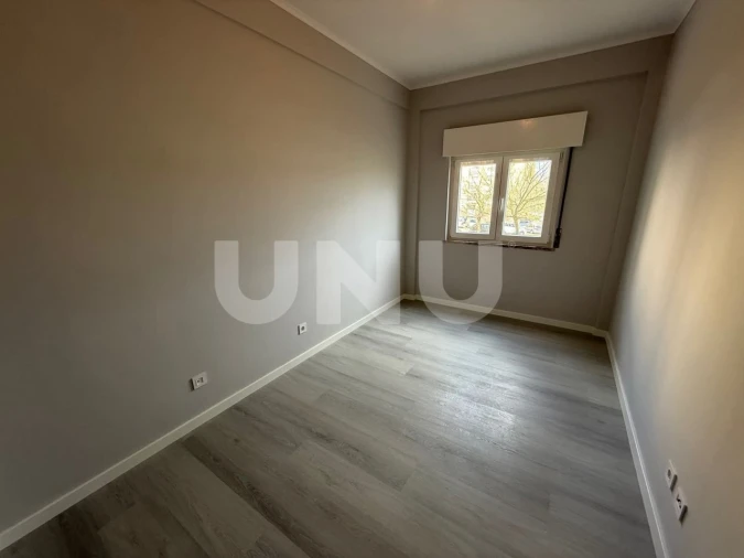 Apartamento T3 para Venda em Laranjeiro e Feijó Foto 8