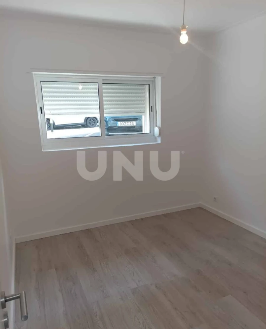 Apartamento T3 para Venda em Amora Foto 7