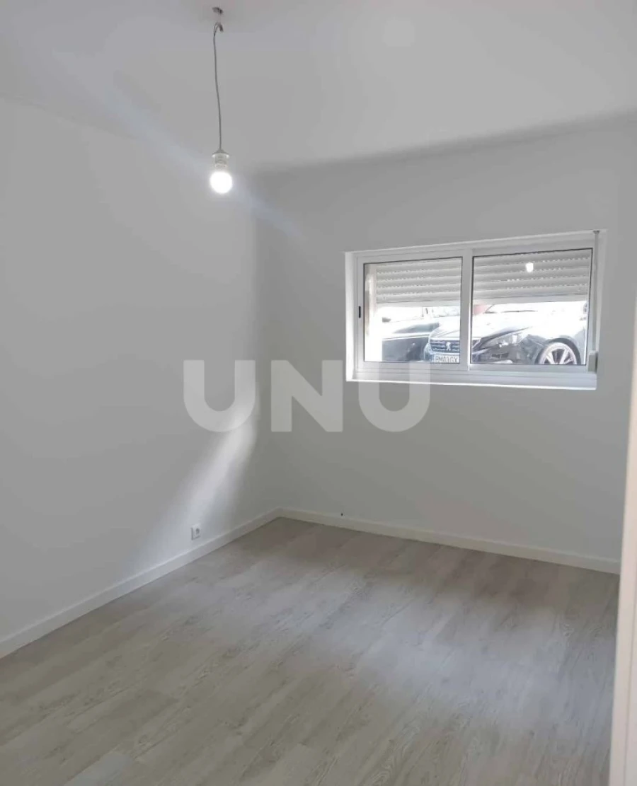 Apartamento T3 para Venda em Amora Foto 8