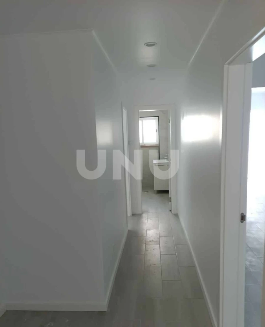 Apartamento T3 para Venda em Amora Foto 10