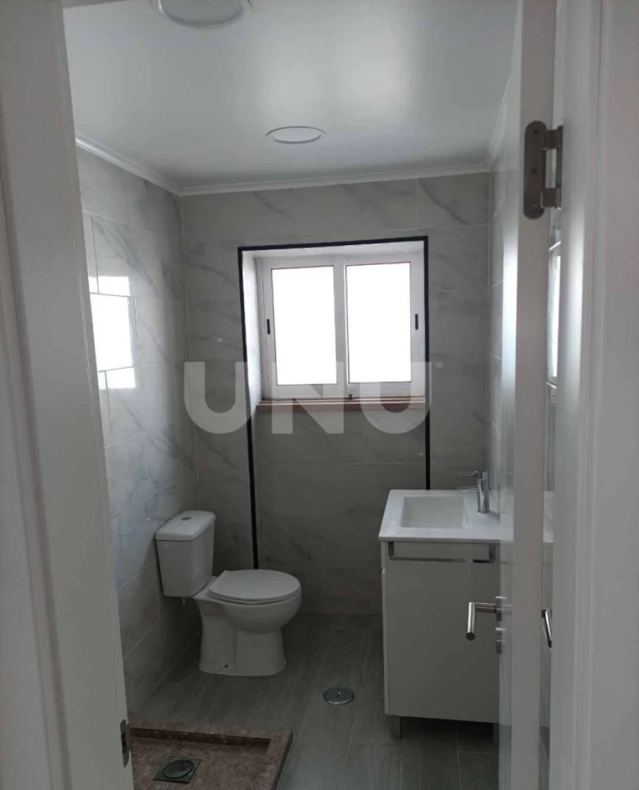 Apartamento T3 para Venda em Amora Foto 6