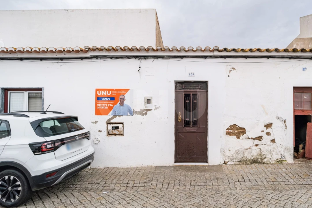 Moradia T1 para Venda em Cuba Foto 1