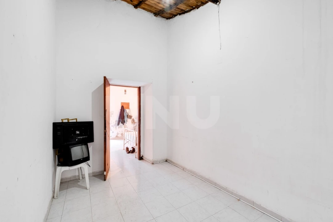 Moradia T1 para Venda em Cuba Foto 6