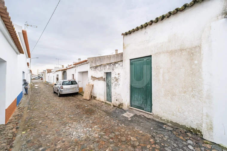 Moradia T1 para Venda em Cuba Foto 15