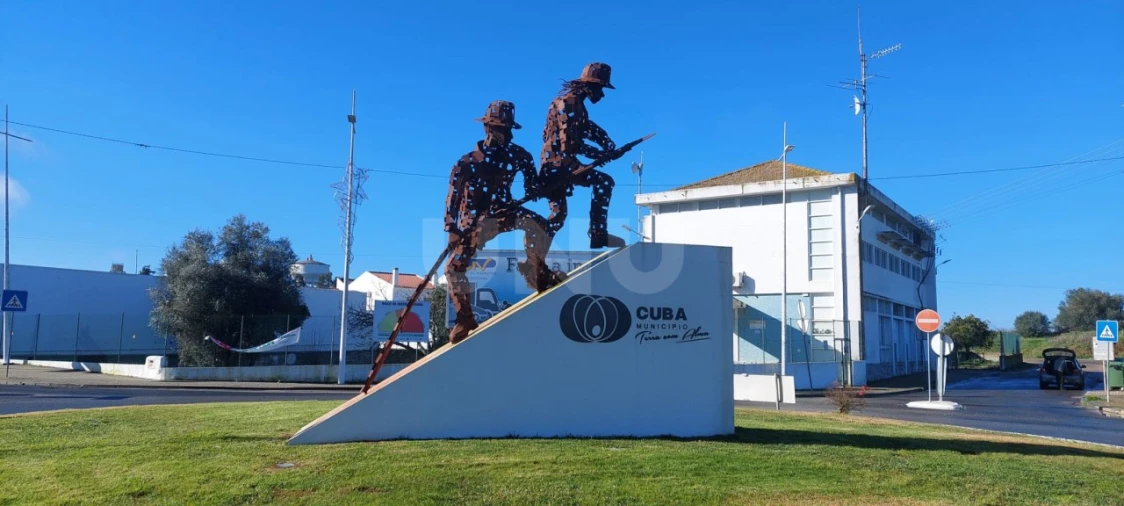 Moradia T1 para Venda em Cuba Foto 19