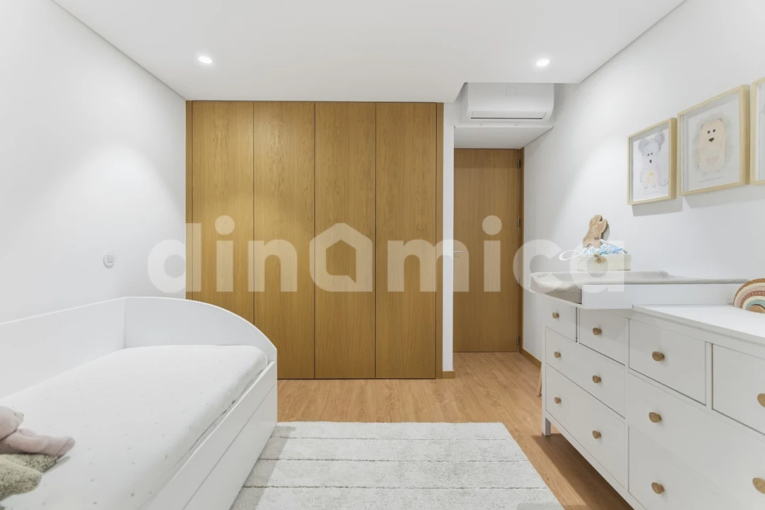 Moradia T3 para Venda em Antas e Abade de Vermoim Foto 16