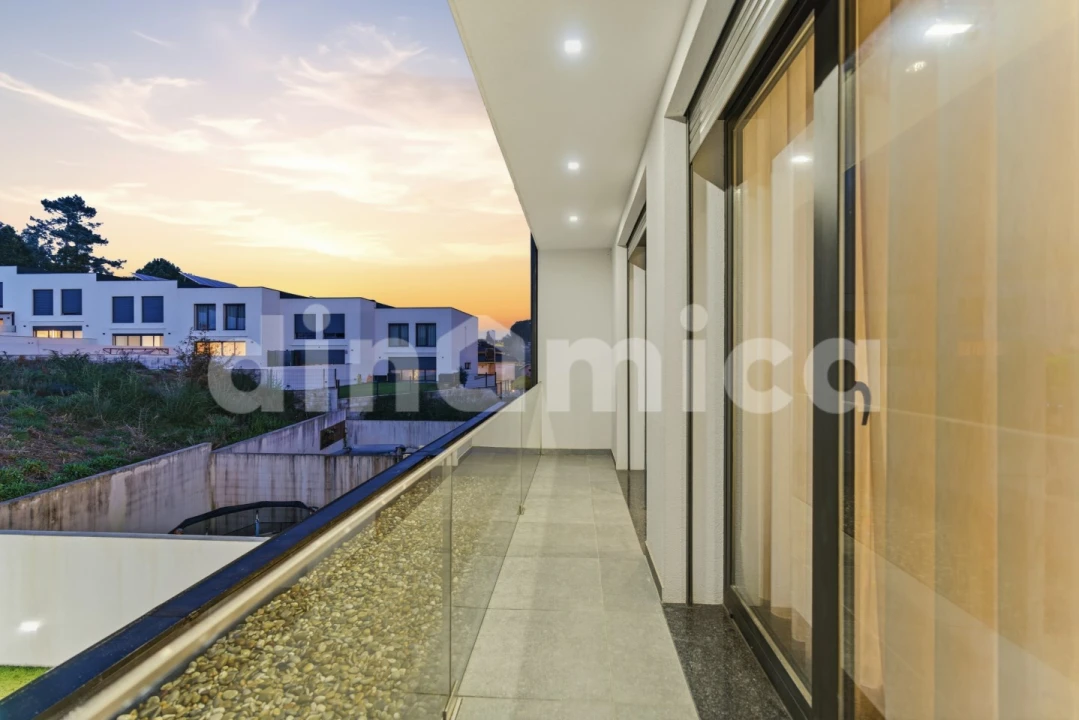 Moradia T3 para Venda em Antas e Abade de Vermoim Foto 20