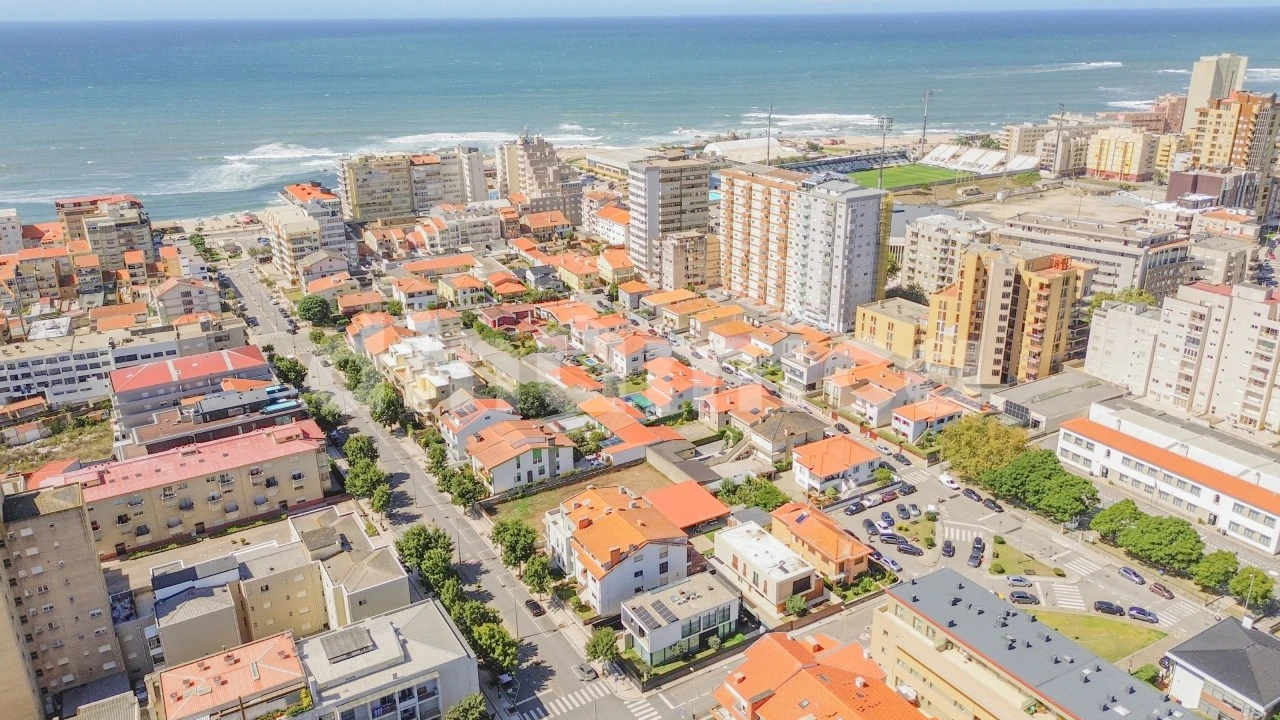 Apartamento T3 para Venda em Póvoa de Varzim, Beiriz e Argivai Foto 42