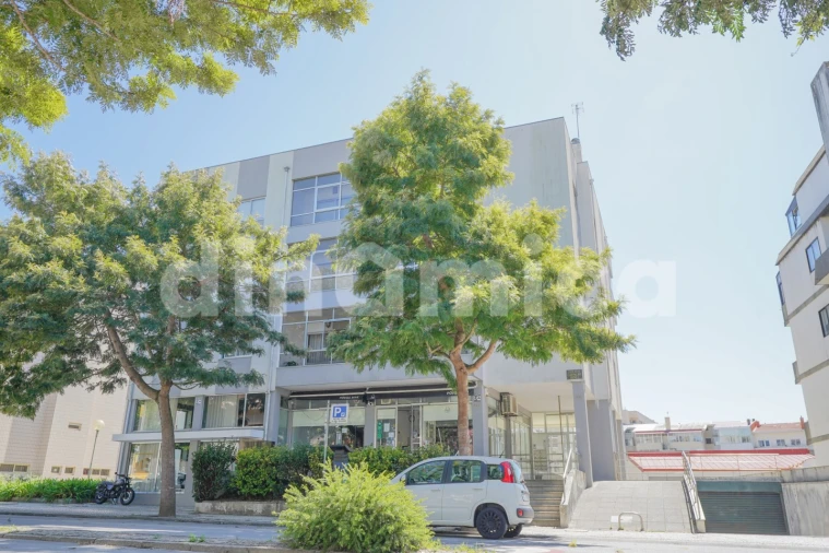 Apartamento T3 para Venda em Póvoa de Varzim, Beiriz e Argivai