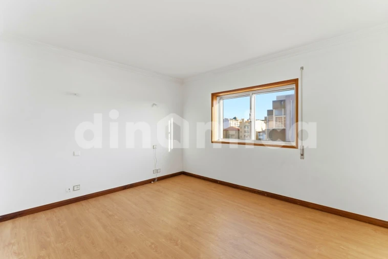 Apartamento T3 para Venda em Póvoa de Varzim, Beiriz e Argivai Foto 32